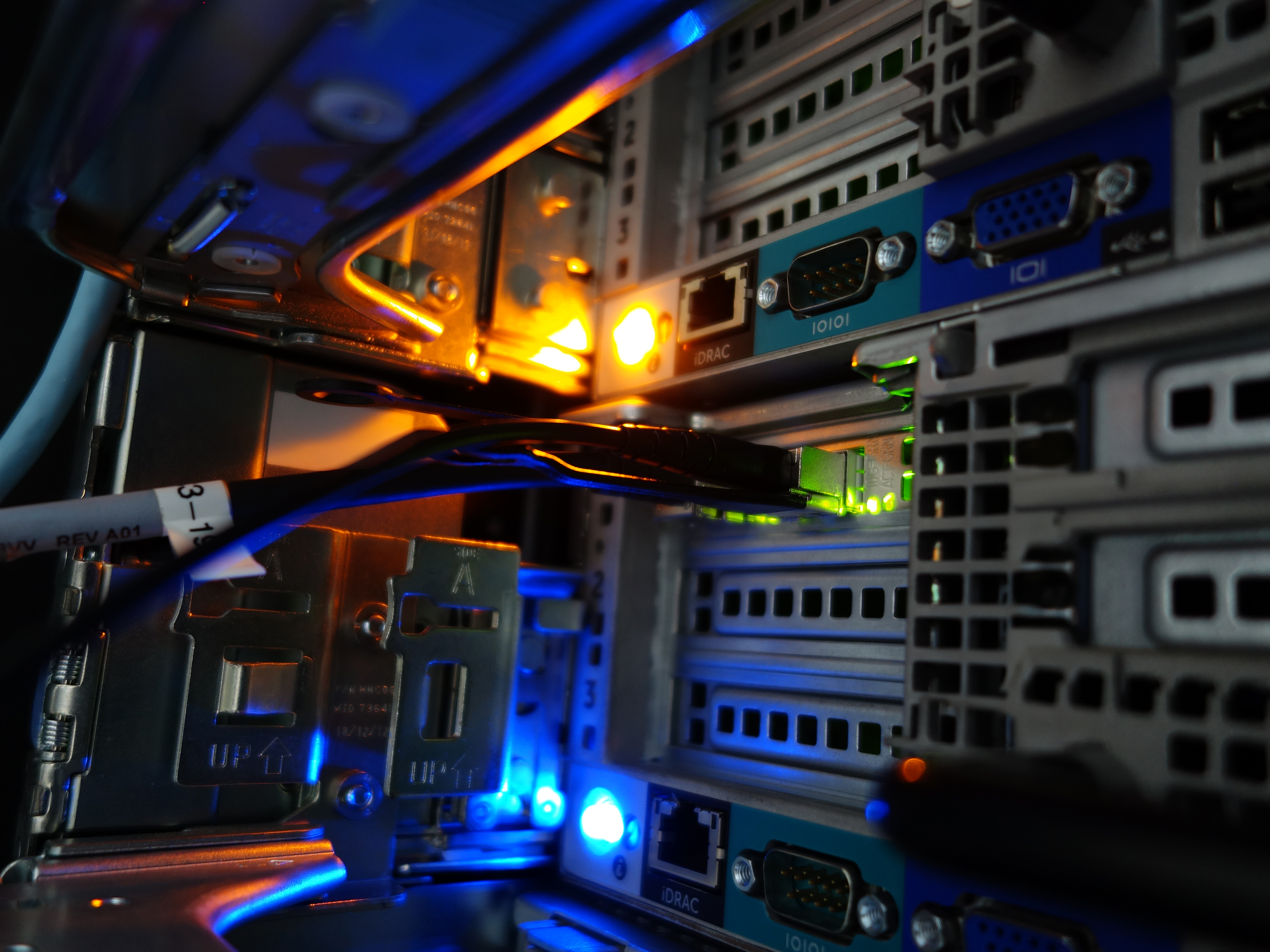 vecteezy_network-cables-connected-to-switch-closeup-of-data-center_48046563